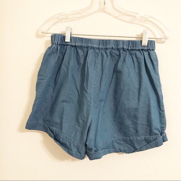 Forever 21 Chambray Elastic Waist Cuffed Shorts - Picture 2 of 6